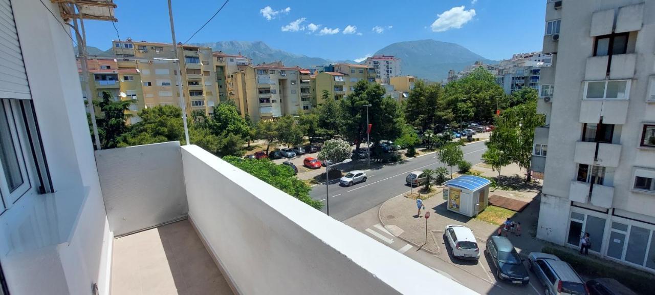 Apartment Bracovic - City Center Bar Bagian luar foto